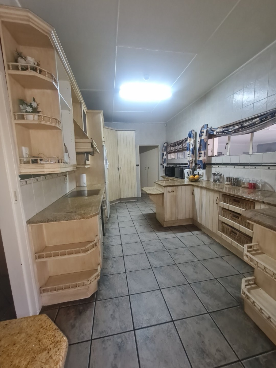 5 Bedroom Property for Sale in Sasolburg Free State